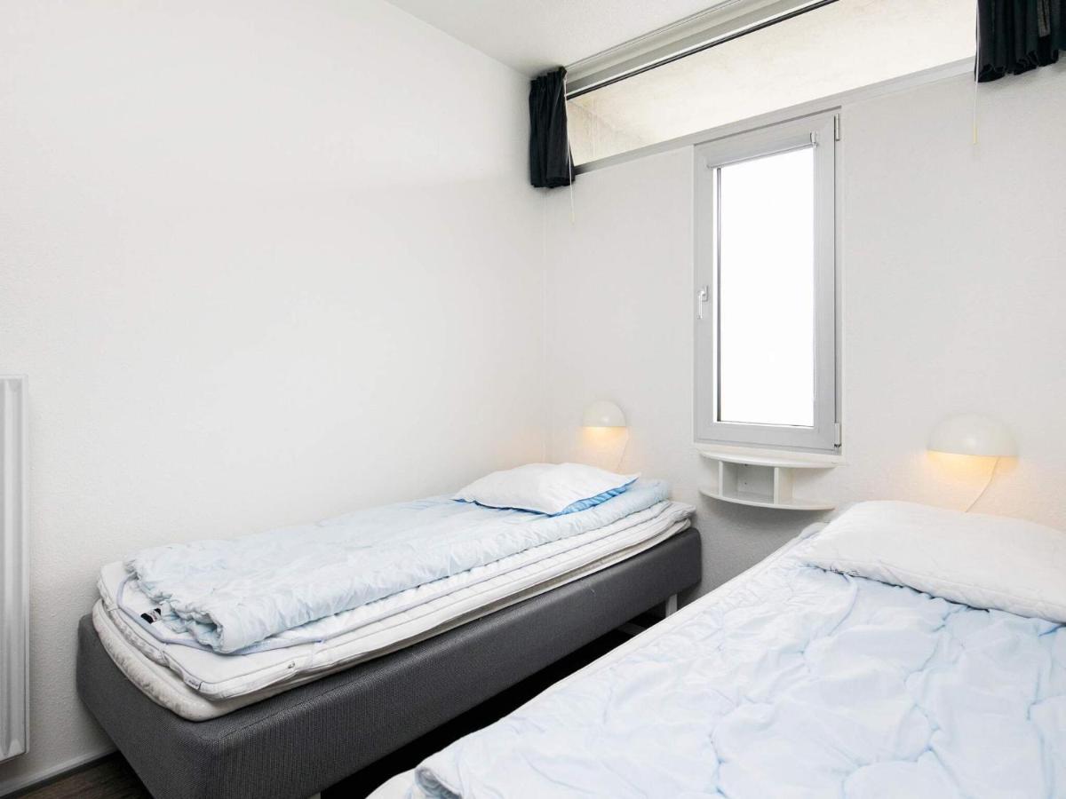 4 Person Holiday Home On A Holiday Park In Blokhus Esterno foto